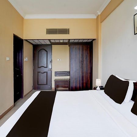 Super Townhouse Koyambedu Hotel Csennai Kültér fotó