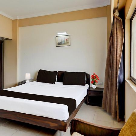 Super Townhouse Koyambedu Hotel Csennai Kültér fotó