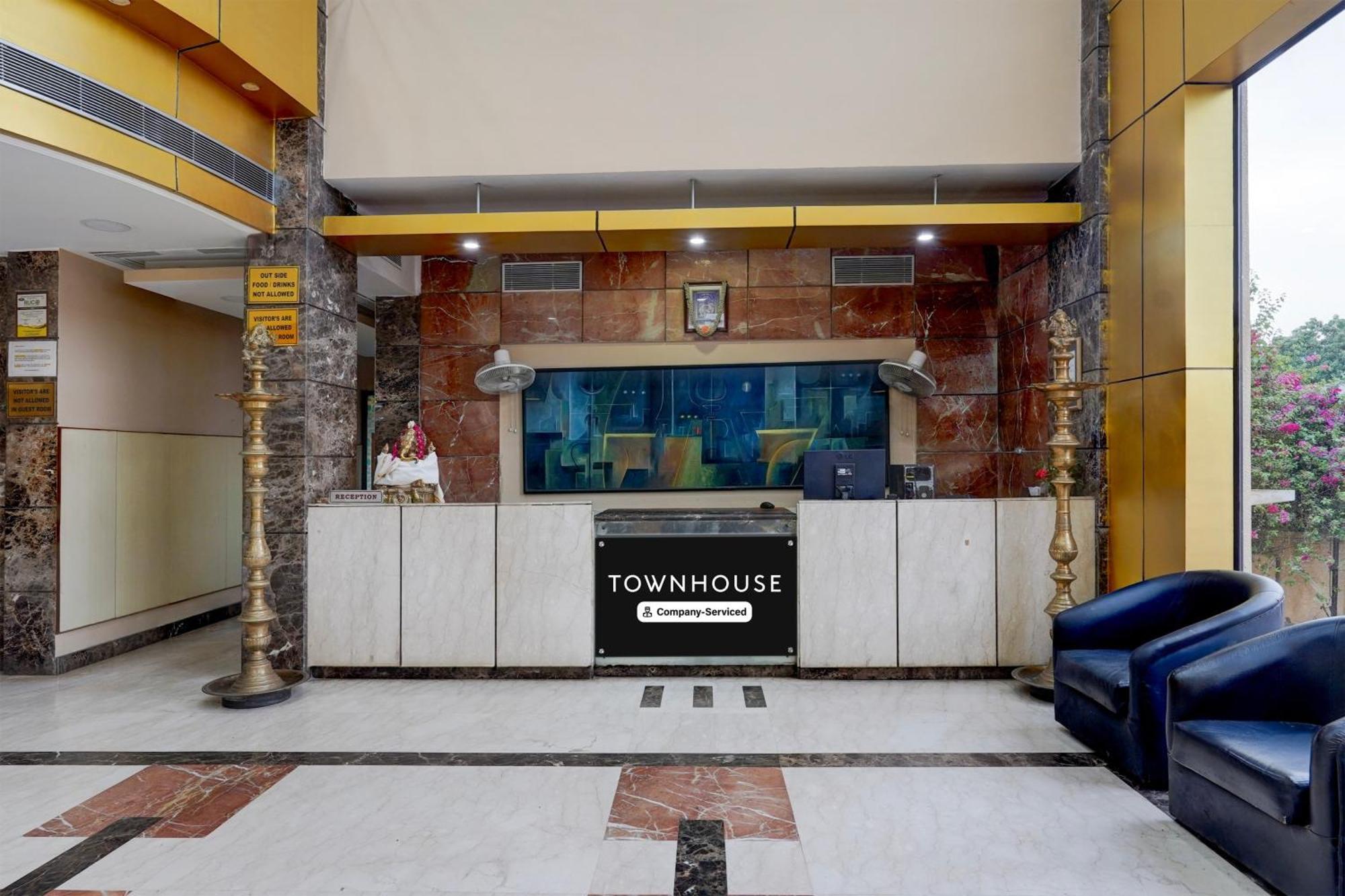 Super Townhouse Koyambedu Hotel Csennai Kültér fotó