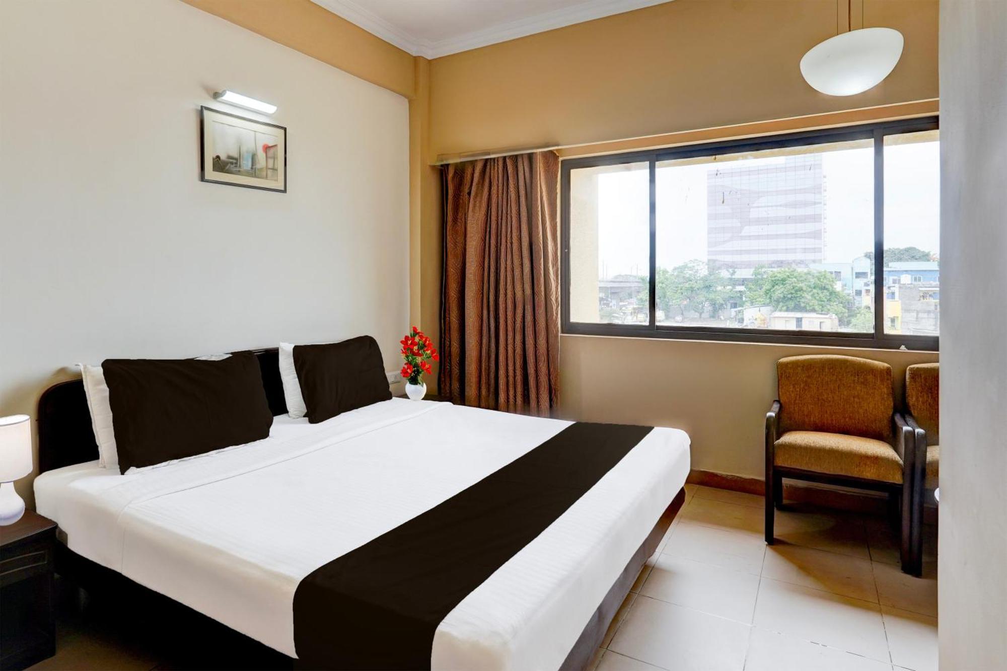 Super Townhouse Koyambedu Hotel Csennai Kültér fotó