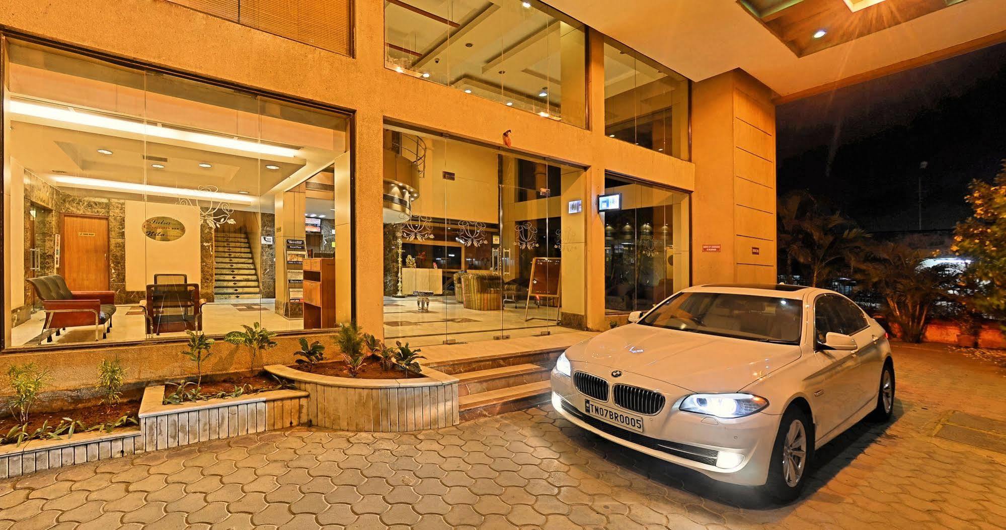 Super Townhouse Koyambedu Hotel Csennai Kültér fotó